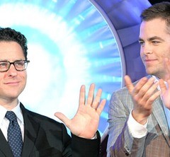 Chris Pine hopes J.J. Abrams treks back from Star Wars