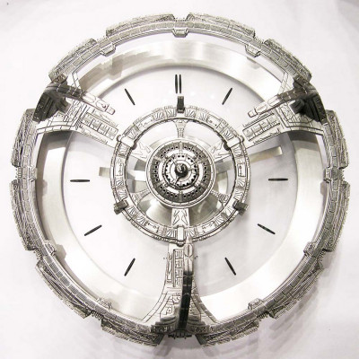 star_trek_deep_space_nine_clock_2