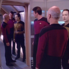 We’ll Always Have Paris, TNG S1 E24 Review, The Battle Bridge