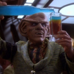 Ten Forward Episode 217: Booze & Star Trek